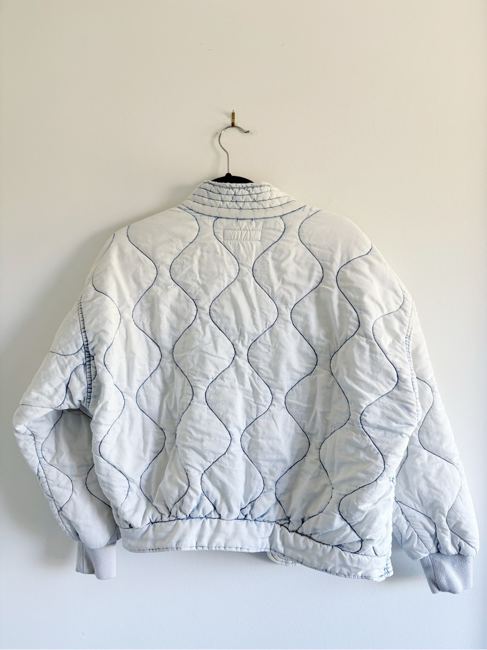 Blank NYC Sunbleached Quilted Puffer Jacket with Blue Stitching size Small - Picture 2 of 9